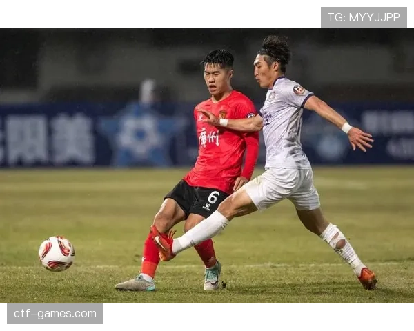 广州队锋线焕然一新,新援加盟助球队状态回升,剑指新赛季辉煌 广州队锋线焕然一新,新援加盟助球队状态回升,剑指新赛季辉煌