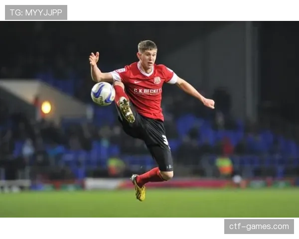 约翰·斯通斯:从传统中卫到战术多面手的角色跃迁 约翰·斯通斯:从传统中卫到战术多面手的角色跃迁